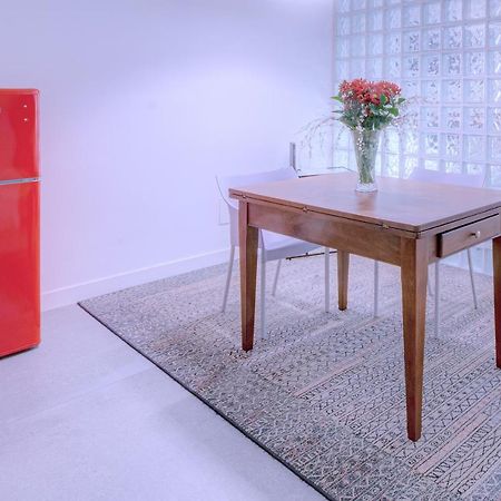 Right House Sur Le Port - Harbour View Apartment กาญารี ภายนอก รูปภาพ